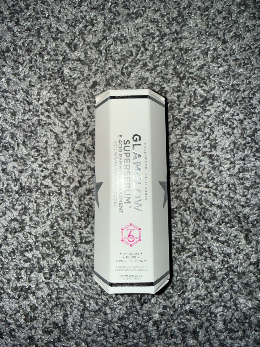 GLAMGLOW Superserum Facial Treatment - White & Pink Accents